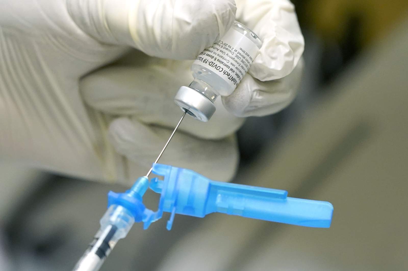 Michigan Medicine will begin vaccinating limited number of adults 65 and older this week