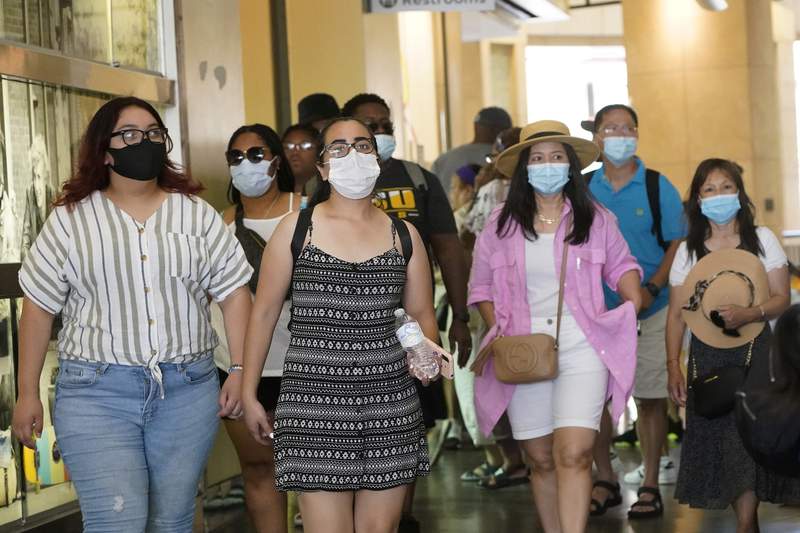 Los Angeles County to restore indoor mask mandate for all