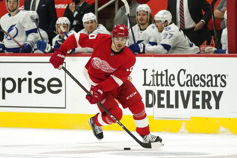 Dear Red Wings: Veleno, Rasmussen showing promise down the middle