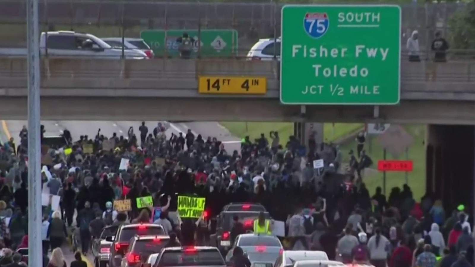 Detroit braces for third night of protests against police brutality