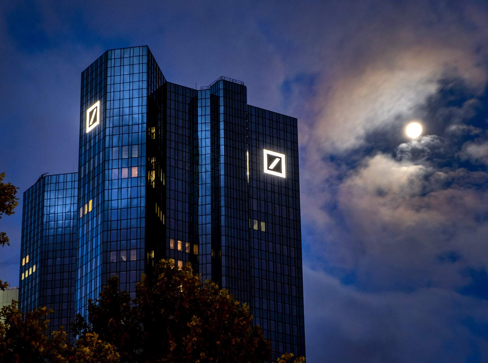 Deutsche Bank's return to financial health persists into Q3