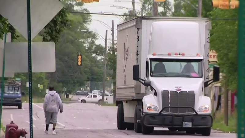 People living near Detroit Stellantis plant fed up with constant truck traffic