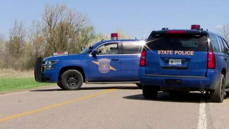 1 dead, 2 hurt in crash involving 4 semi trucks on M-14 in Ann Arbor Township