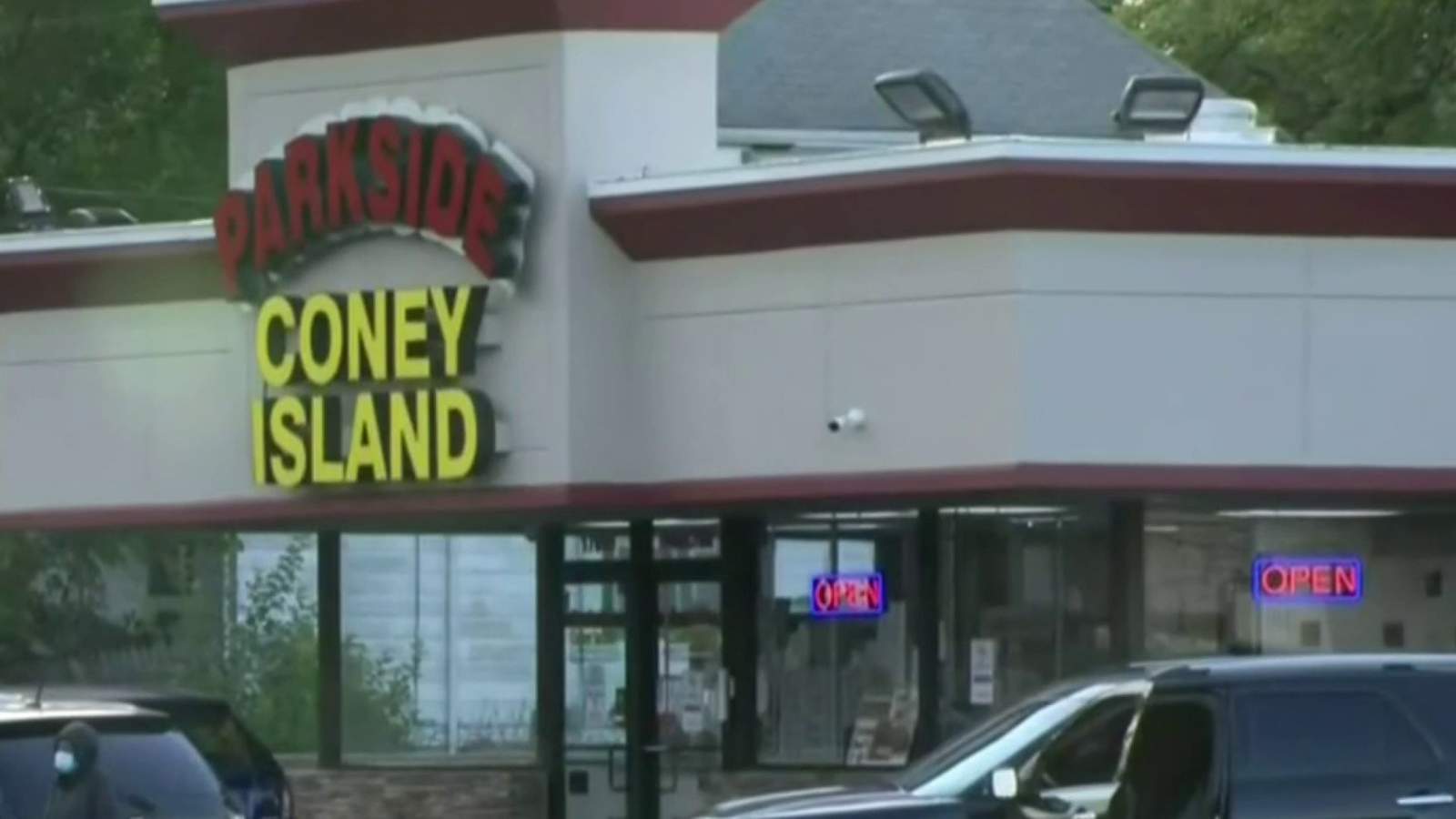 Police seek gunman in fatal Highland Park Coney Island restaurant shooting