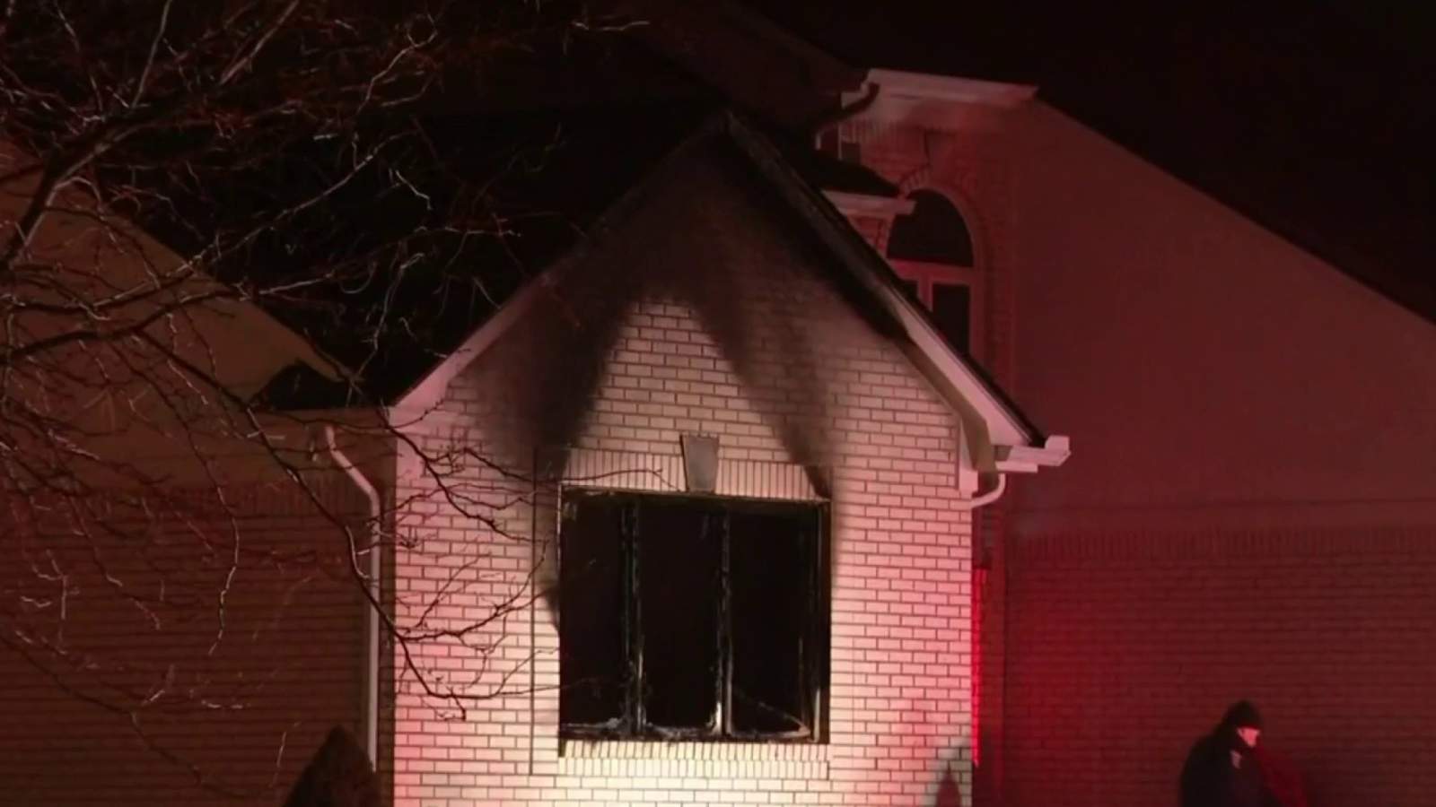 Morning Briefing Feb. 28, 2021: 1 killed, 2 injured in Sterling Heights house fire, barricaded situation in Royal Oak ends, US authorizes third COVID-19 vaccine