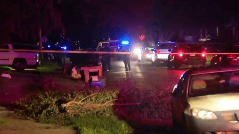3 people taken to hospital after being shot on Detroit’s east side