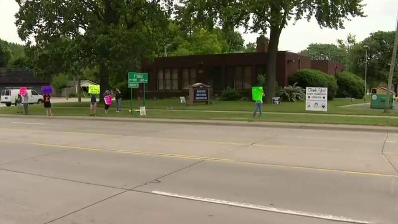 Parents protest over roofing issues at Madison Heights high school