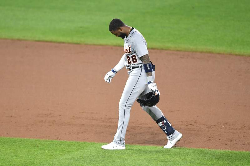 Detroit Tigers lose third outfielder to injury in 24 hours, plan to call up prospect