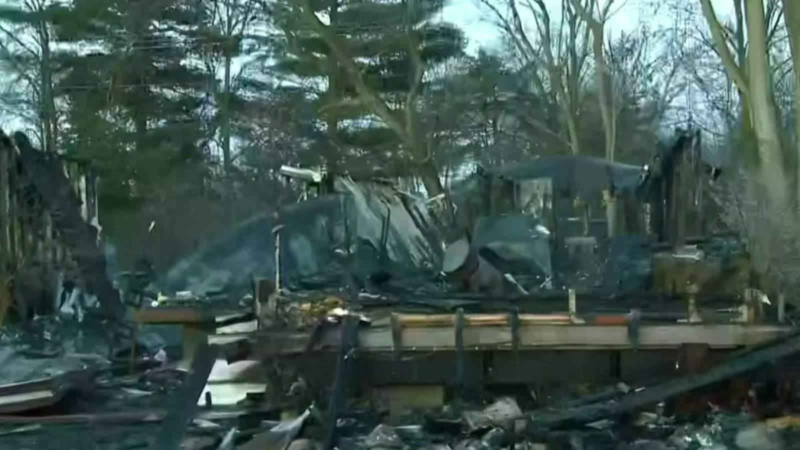 Mobile home fire forces Metro Detroit family to start over