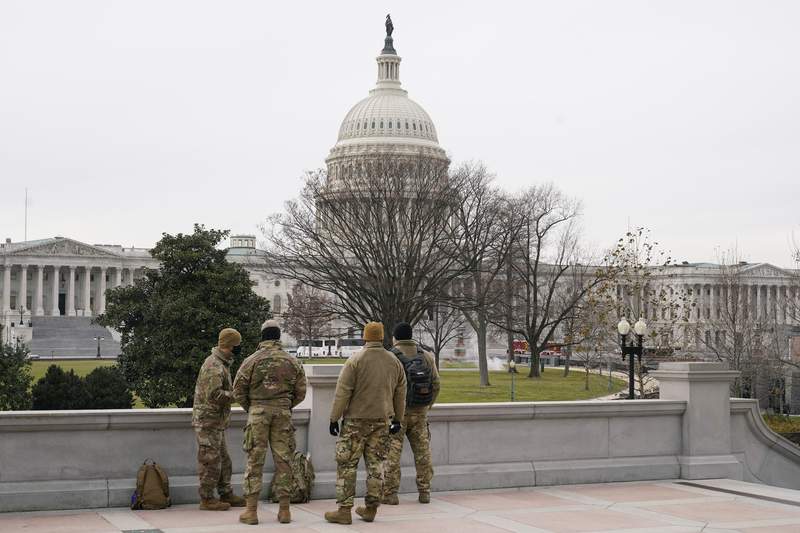 Man surrenders after claiming to have bomb near US Capitol