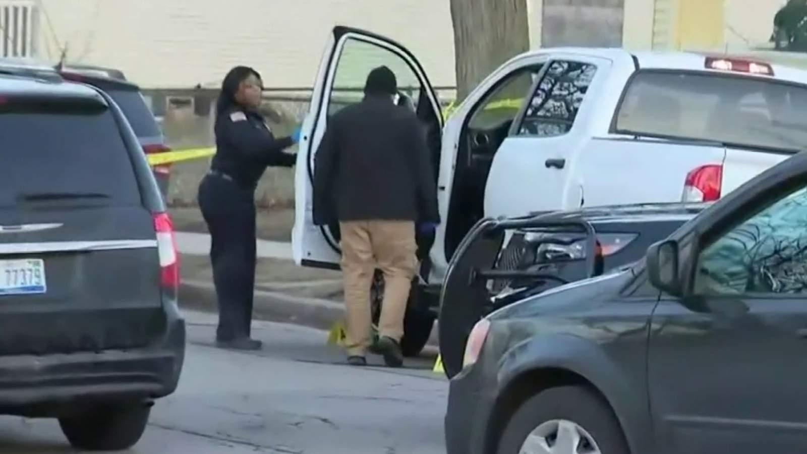 Woman finds man beaten to death in pickup after noticing truck running all day on Highland Park street