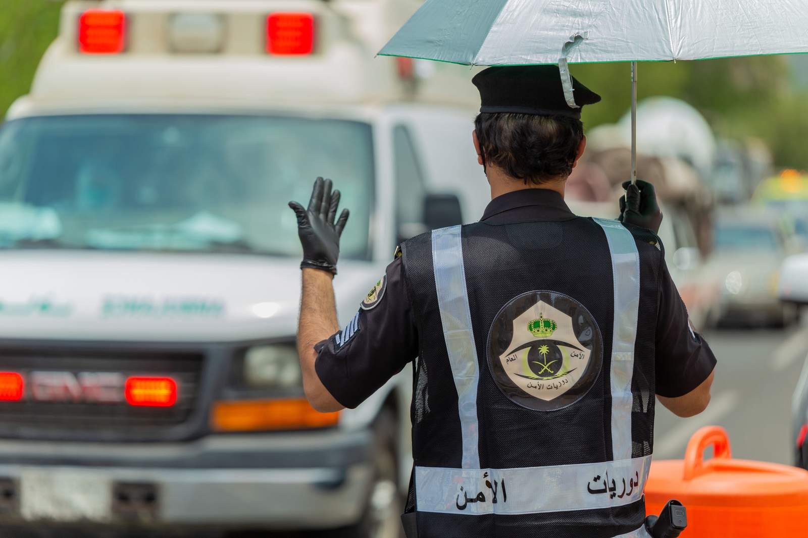 Pilgrims arrive in Mecca for downsized hajj amid pandemic