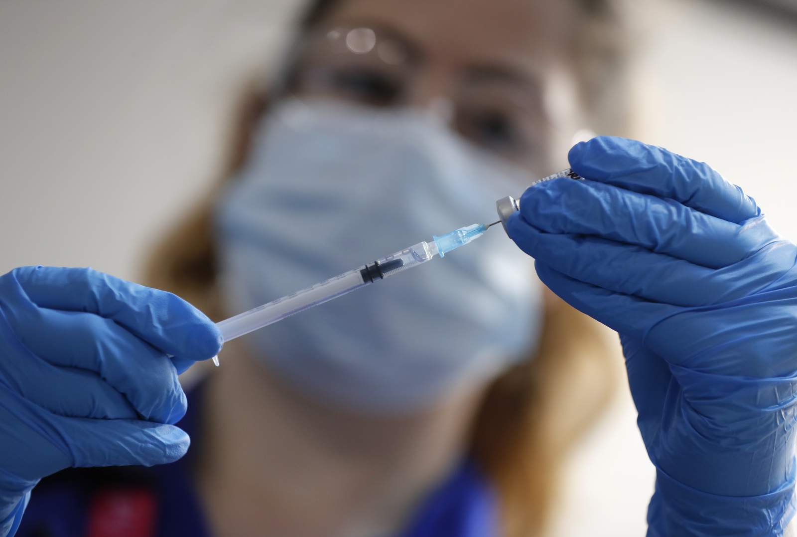 Michigan officials: COVID vaccine to be distributed in 4 phases, prioritize frontline workers