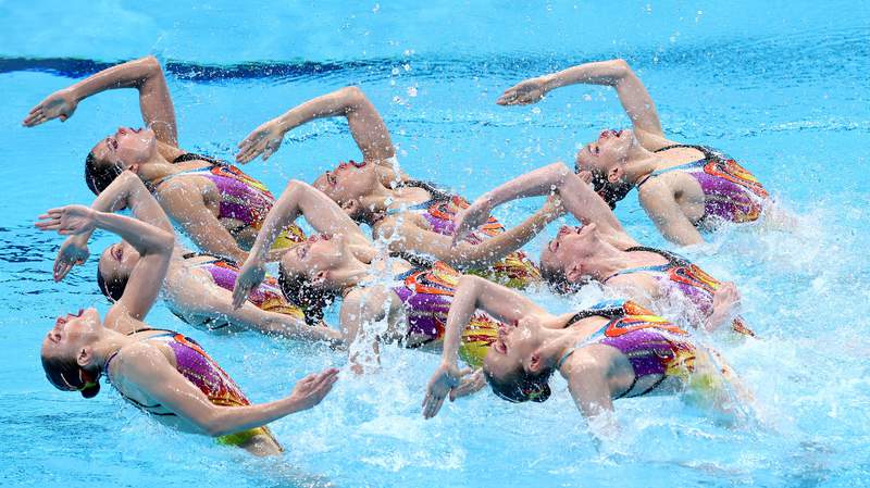 Svetlana Romashina extends perfect artistic swimming record with ROC team victory