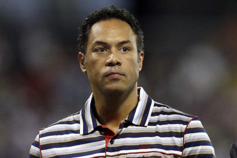 Hall of Famer Alomar fired by MLB over sexual misconduct