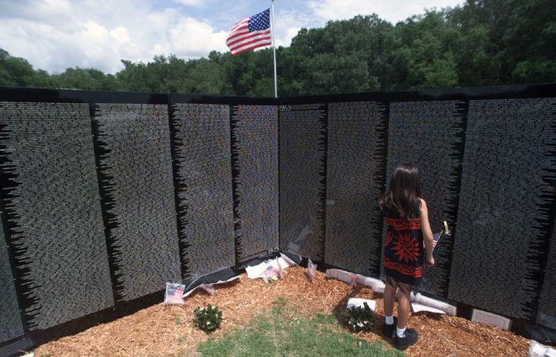 Veterans Week at Concordia University Ann Arbor to feature half-size replica of D.C. Vietnam memorial wall