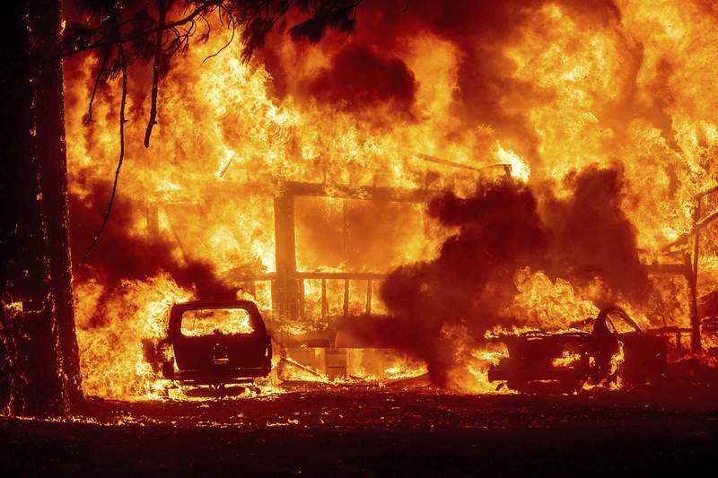 Fire engulfs Northern California town, leveling businesses
