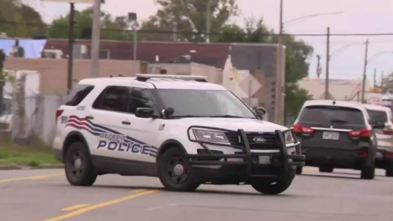 Hit-and-run kills 2 women crossing street on Detroit’s west side