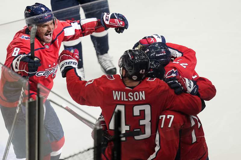 Nic Dowd scores in OT, Capitals beat Bruins 3-2 in Game 1