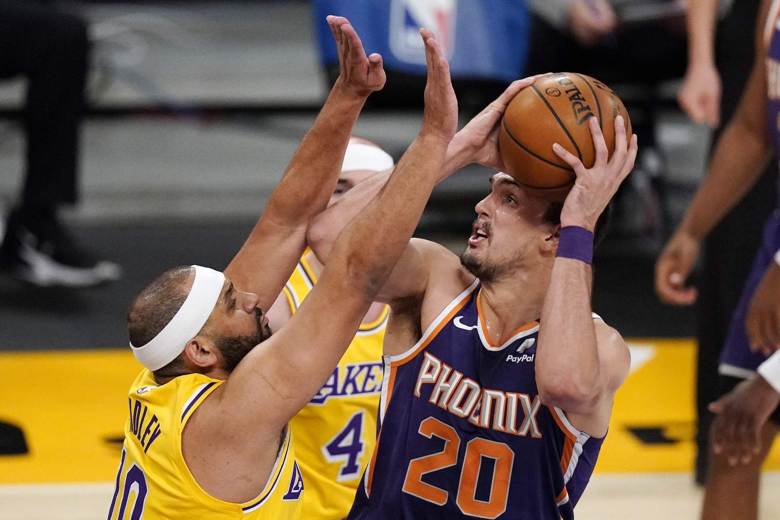 Suns take down Lakers 115-105 to grab their first win of the season -  Bright Side Of The Sun