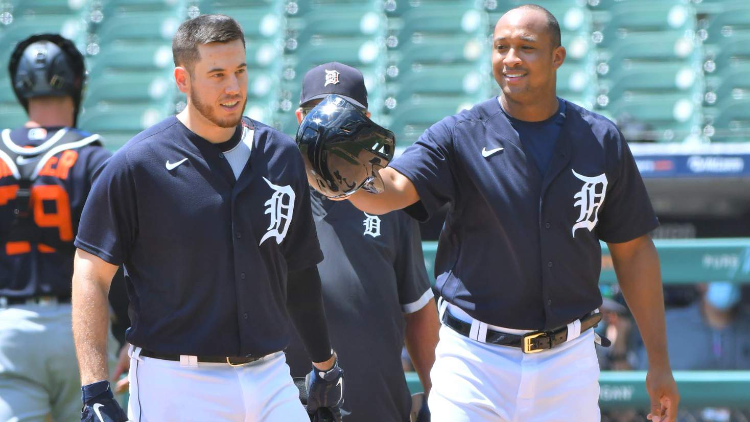 Tigers finish sweep of Twins, pull back to .500 with 3-2 win