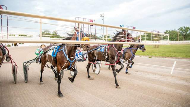 Northville Downs horse racing track signs long-term lease, will stay in operation