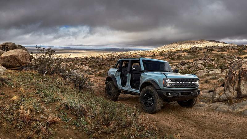 Ford temporarily stops taking online reservations for Bronco