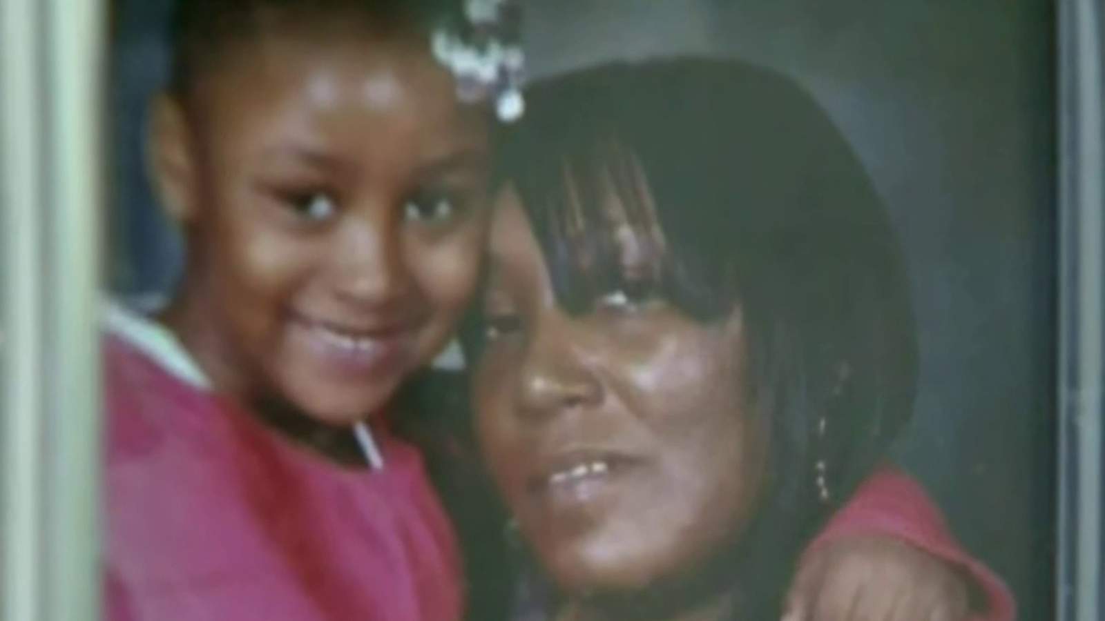 8 years after Detroit mother vanished, family wants answers