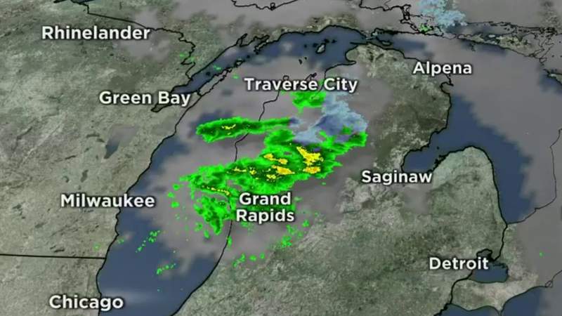 Metro Detroit weather: Few Friday showers before warm weekend