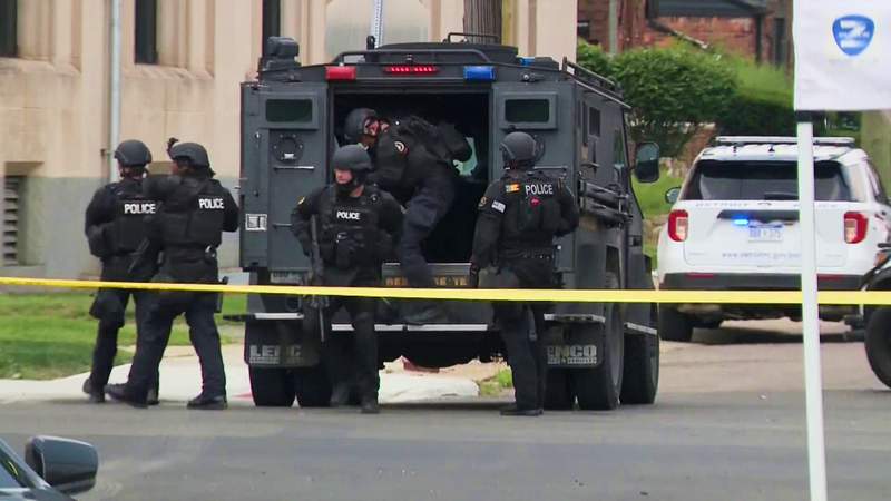 Barricaded situation ends, suspected gunman not found in Detroit home