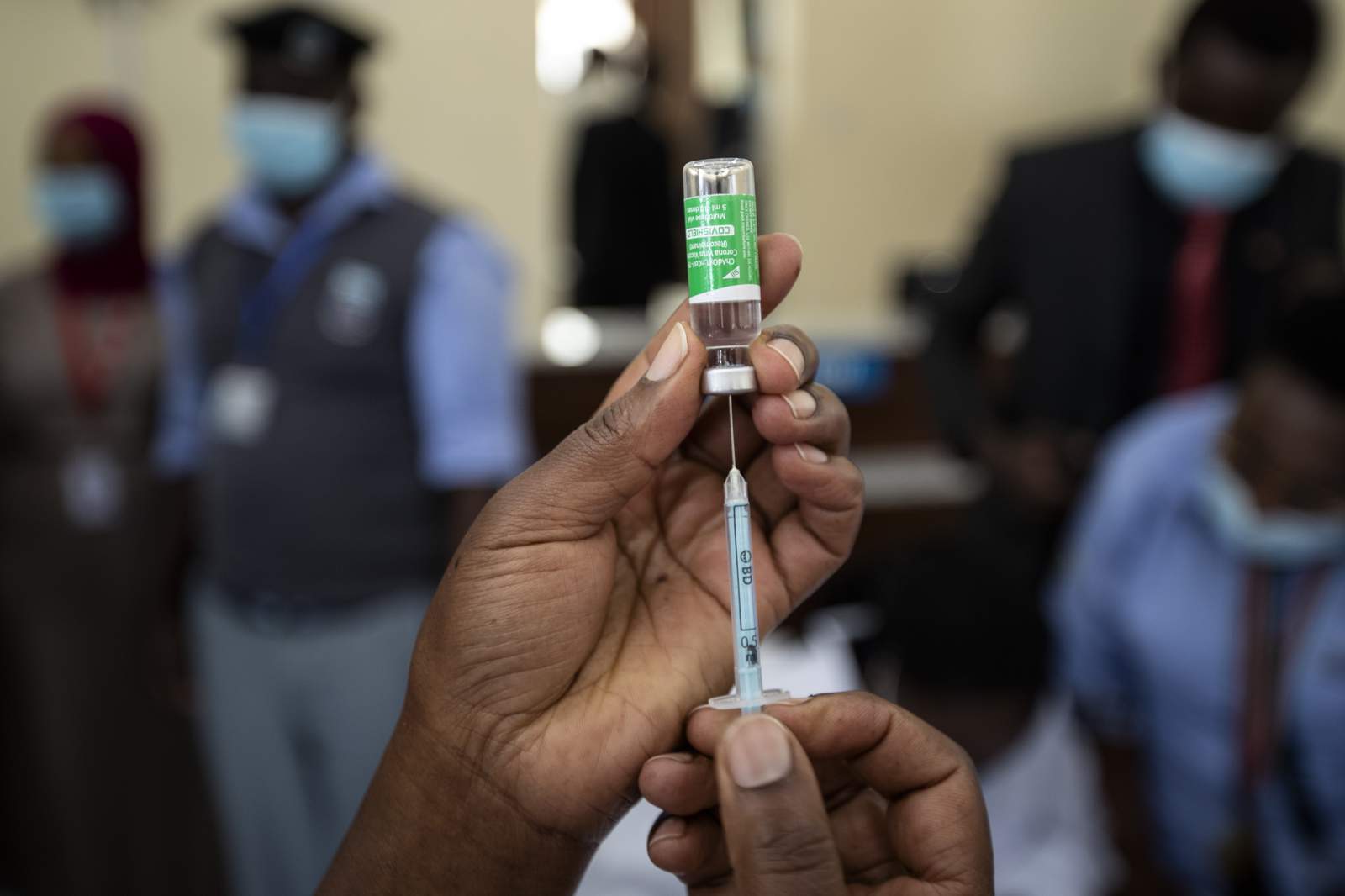 Kenya stops private importation of COVID-19 vaccines
