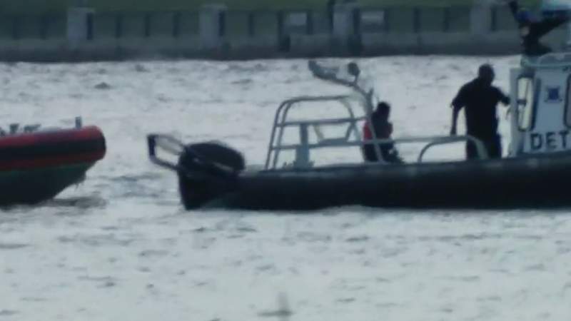 First responders rescue swimmer from Detroit River