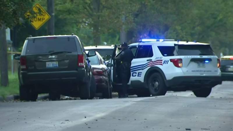 Man killed, woman injured in shooting and crash on Detroit’s east side