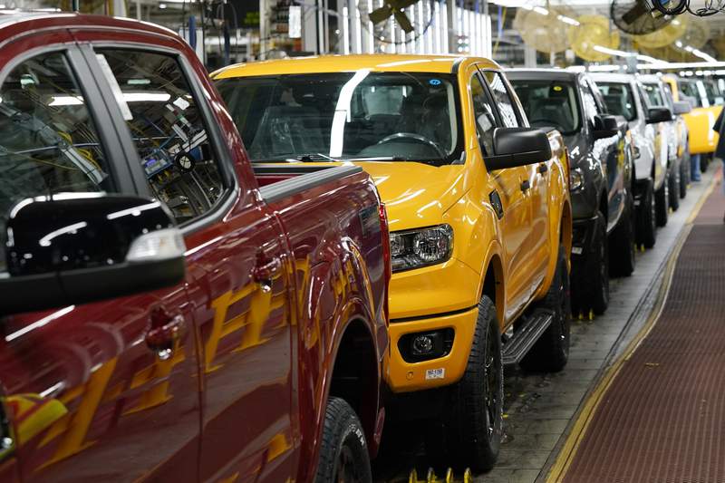 U.S. factory output dips 0.1% in June on auto chip shortage