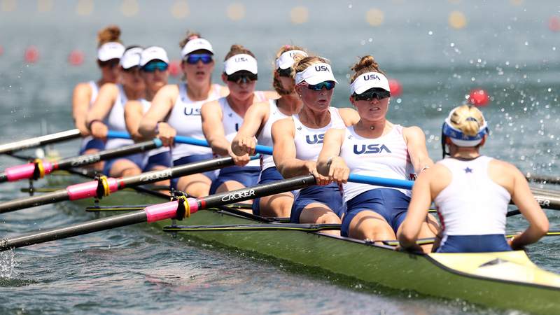 U.S. women's eight heads to final: Day 2 rowing roundup
