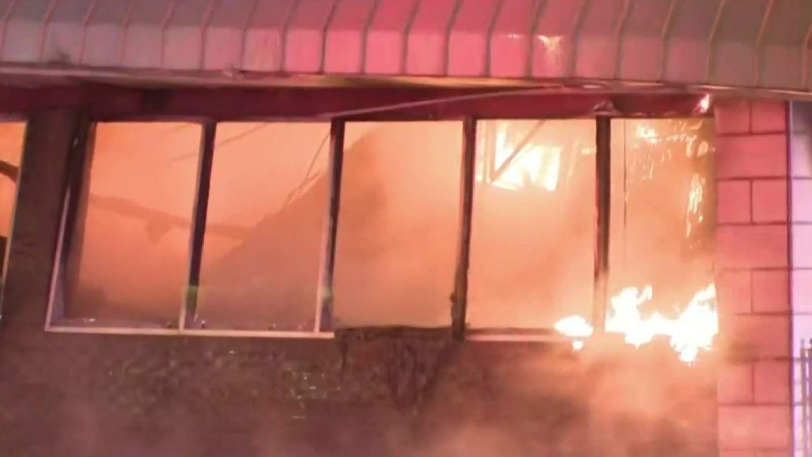 Crews battle grocery store fire on Detroit’s east side