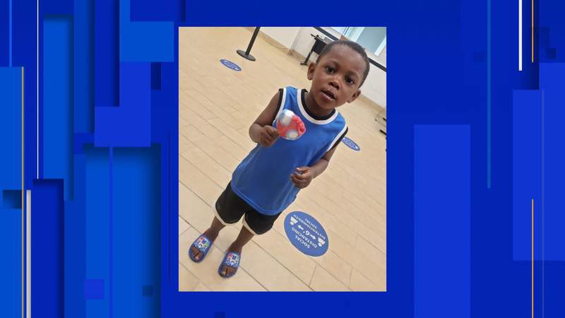 Detroit police: child found wandering alone reunited with mother