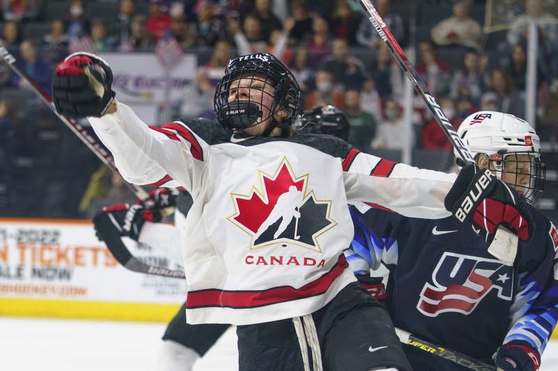 Canada beats US 3-1 in pre-Olympic women's hockey game