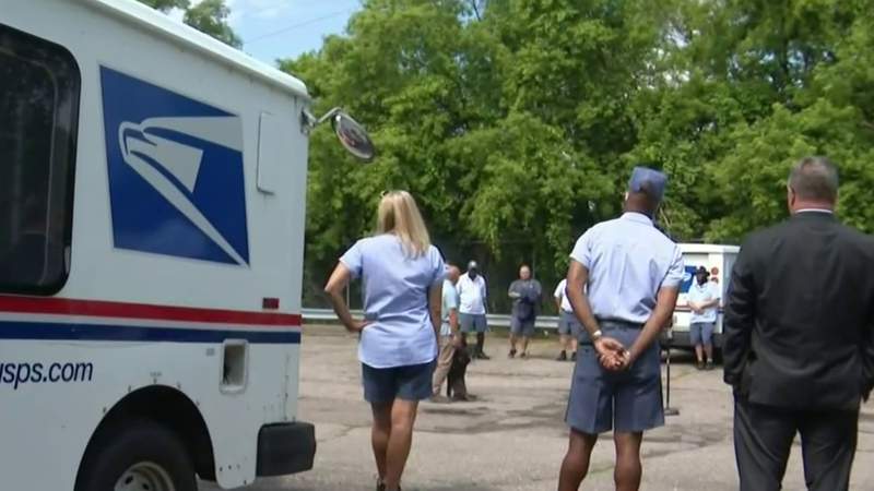United States Postal Service works to train mail carriers how to avoid dog attacks