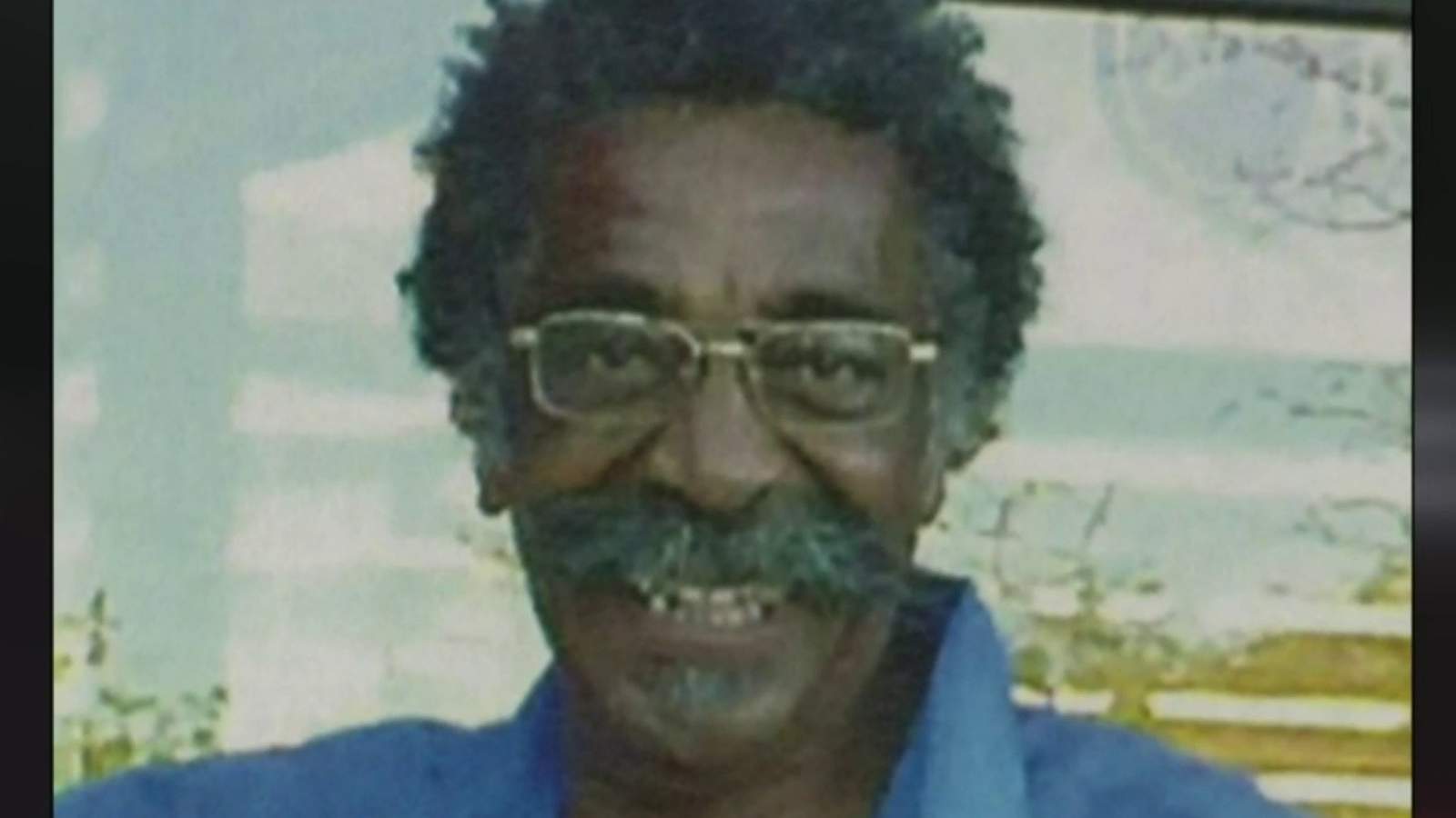 Family searching for answers in 2015 unsolved murder of 69-year-old man in Detroit