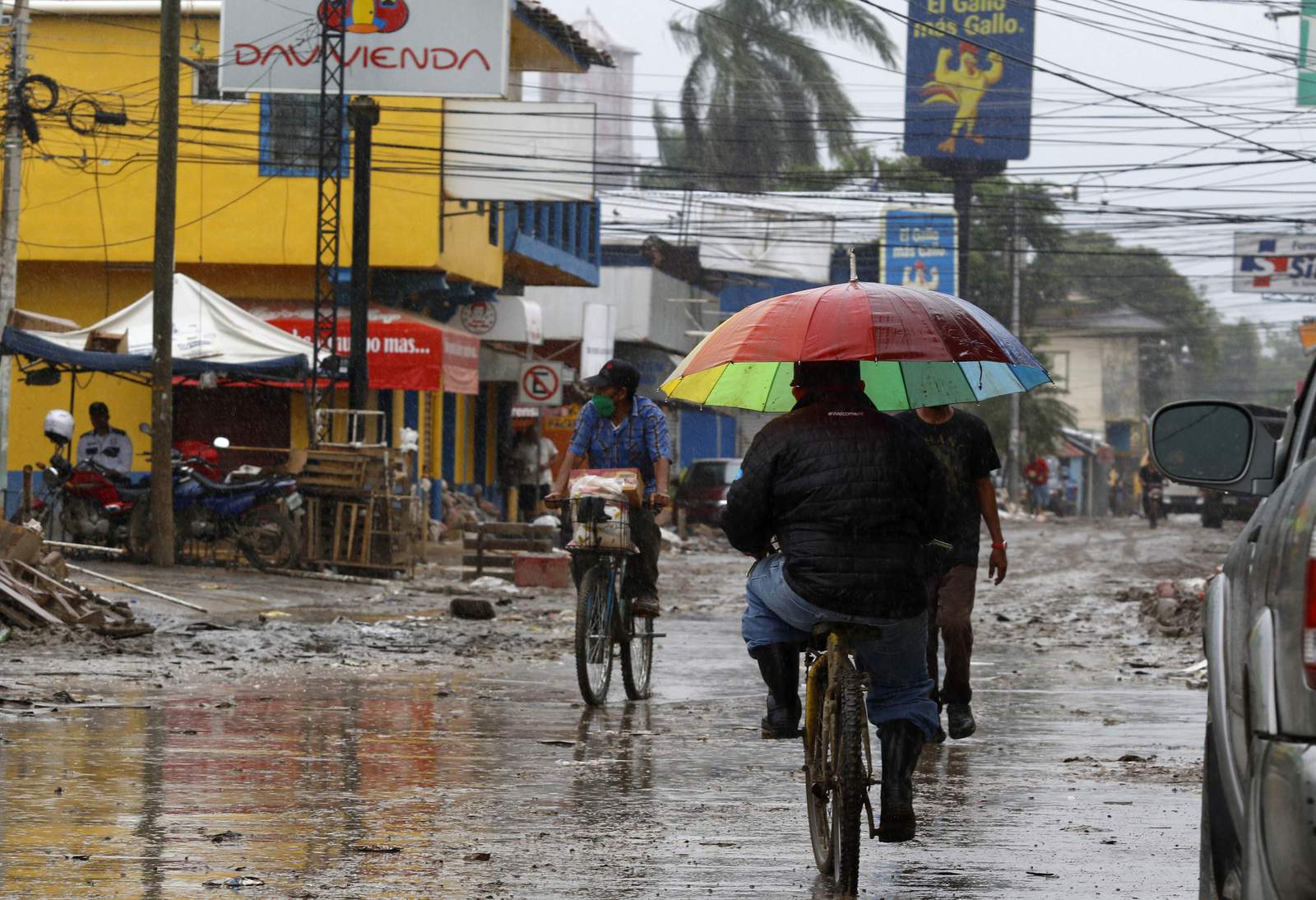 Dangerous Hurricane Iota makes landfall on Nicaragua coast