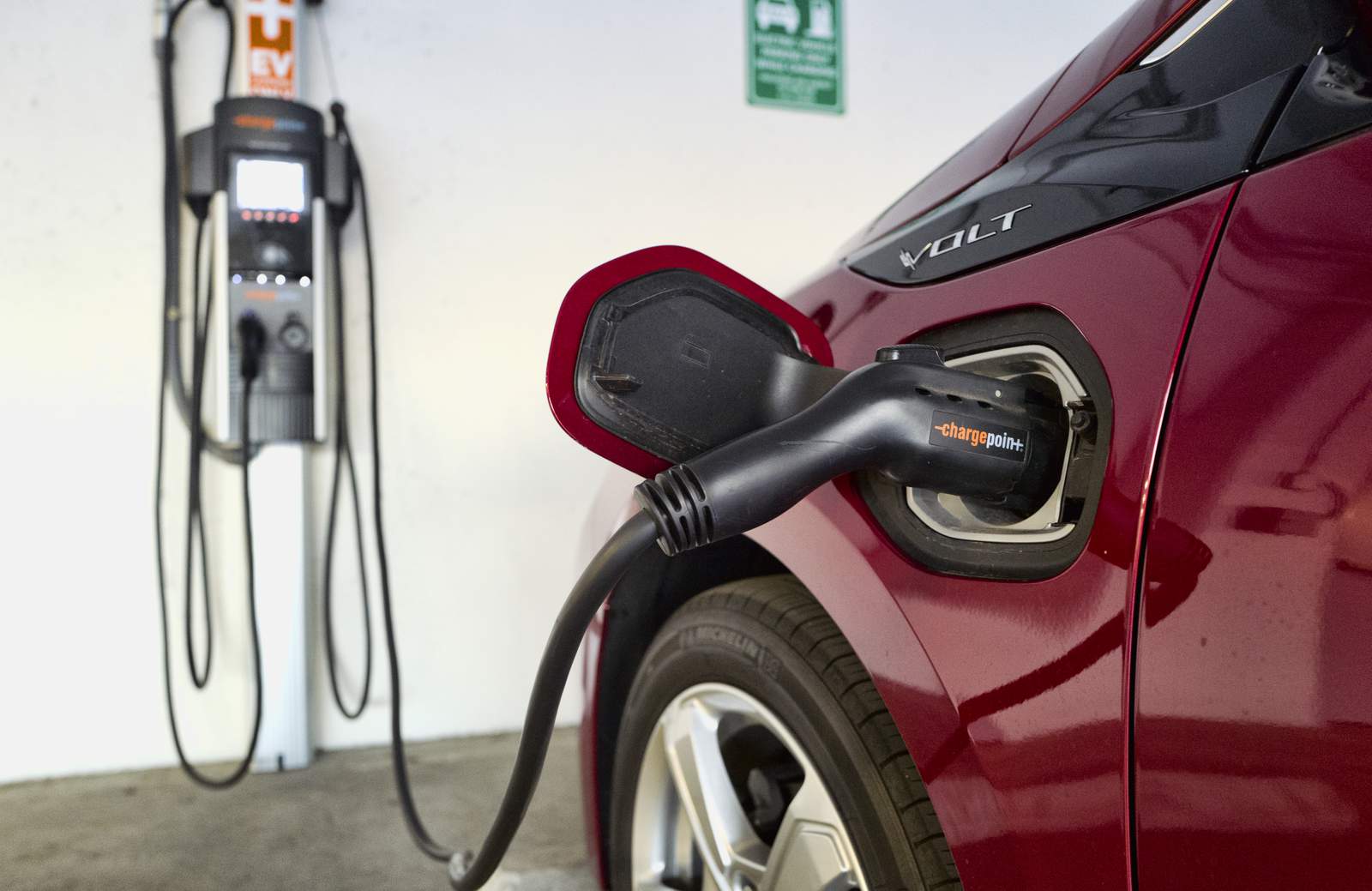 Grants to help fund EV fast charging stations in Michigan
