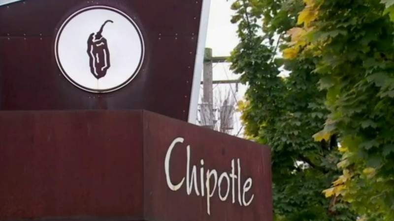 Chipotle giving away 250,000 free burritos to health care workers