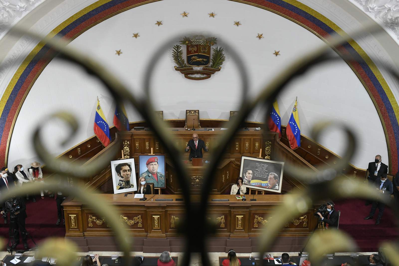 Venezuela's socialists take control of once-defiant congress