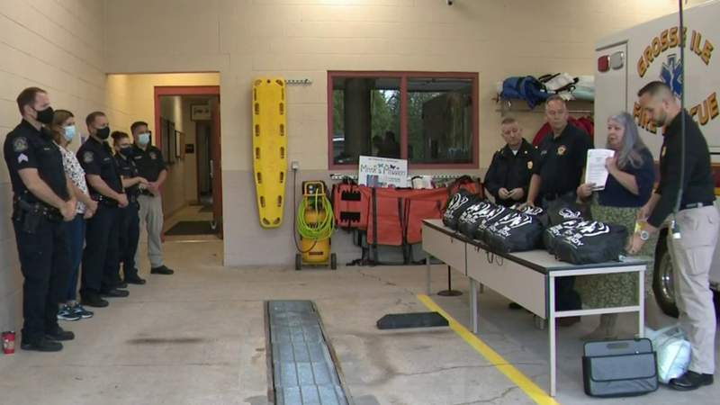 Metro Detroit nonprofit gives first responders ‘911Ready Bags’ to help people with autism in an emergency