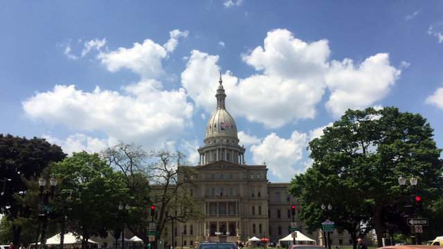State to install 6-foot fence around Michigan Capitol building ahead of possible armed protests