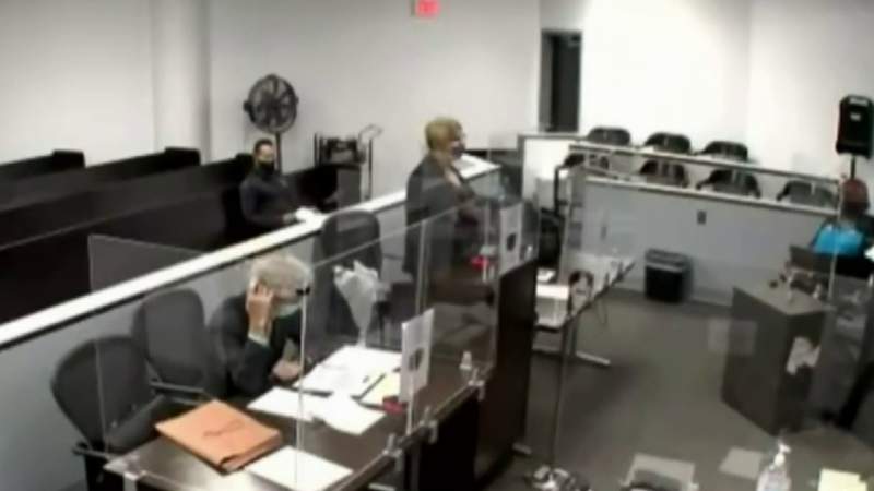 Detroit firefighter testifies in case against mother accused of leaving child in burning home