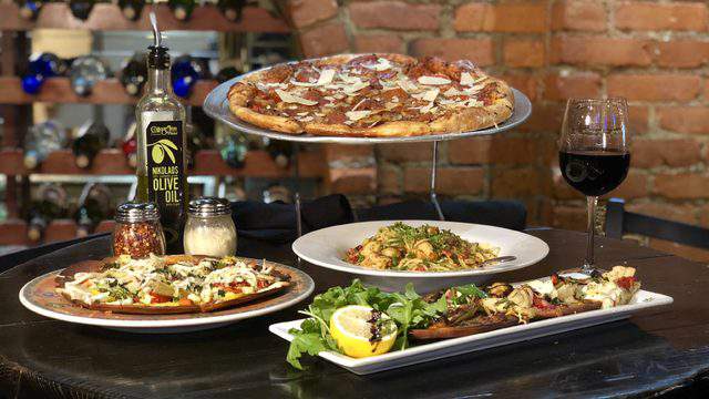 Do You Know The Story Behind This Popular Pizza Chain