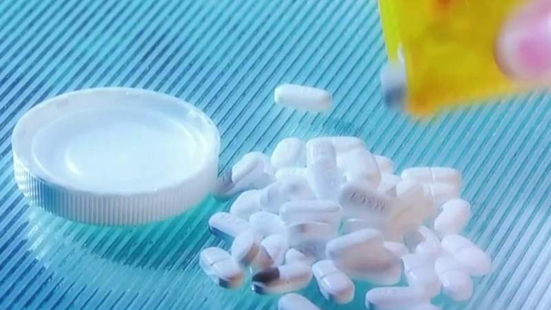 Macomb County doctor charged in multimillion dollar opioid drug ring