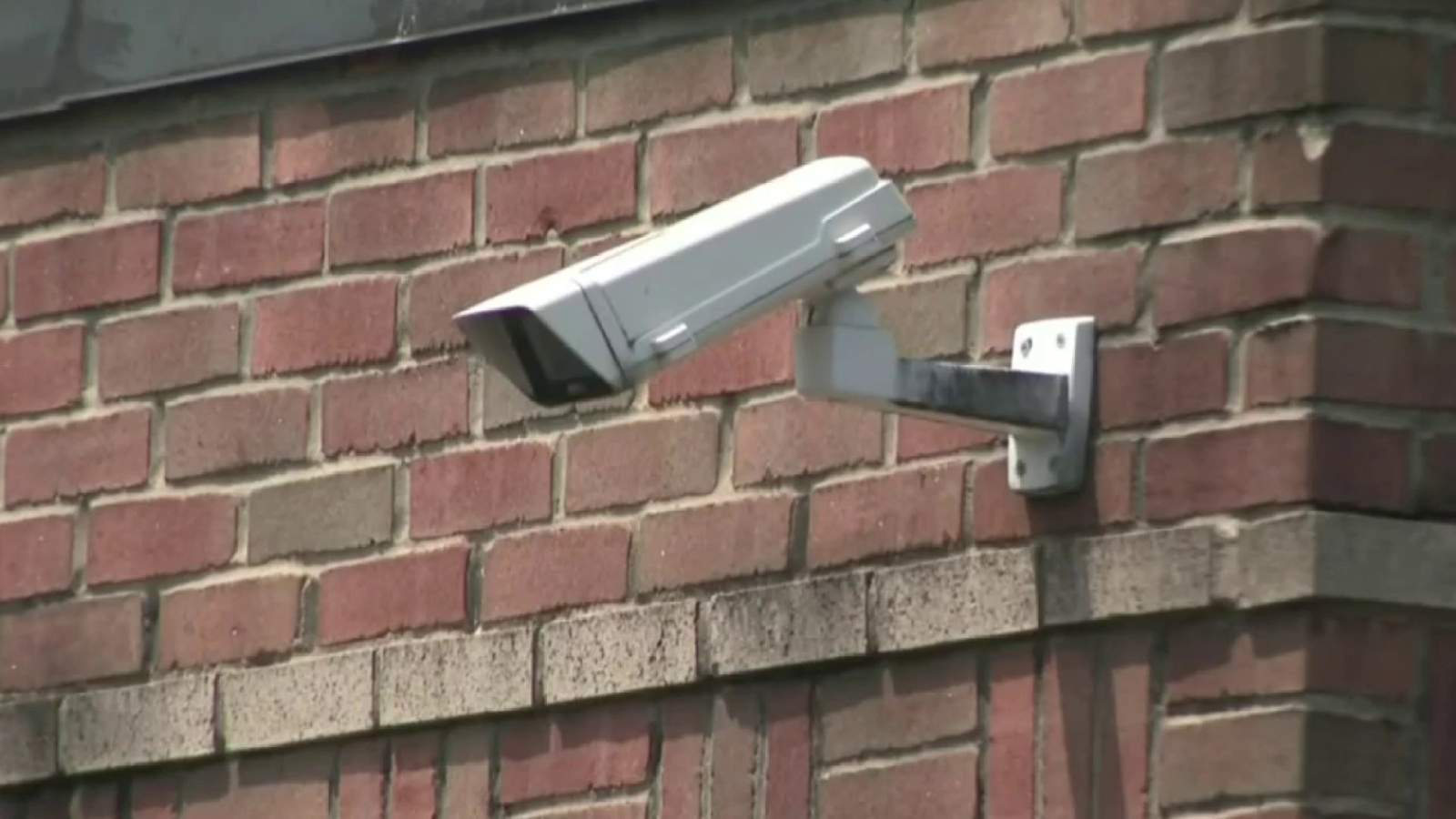 Detroit police challenged over face recognition flaws, bias